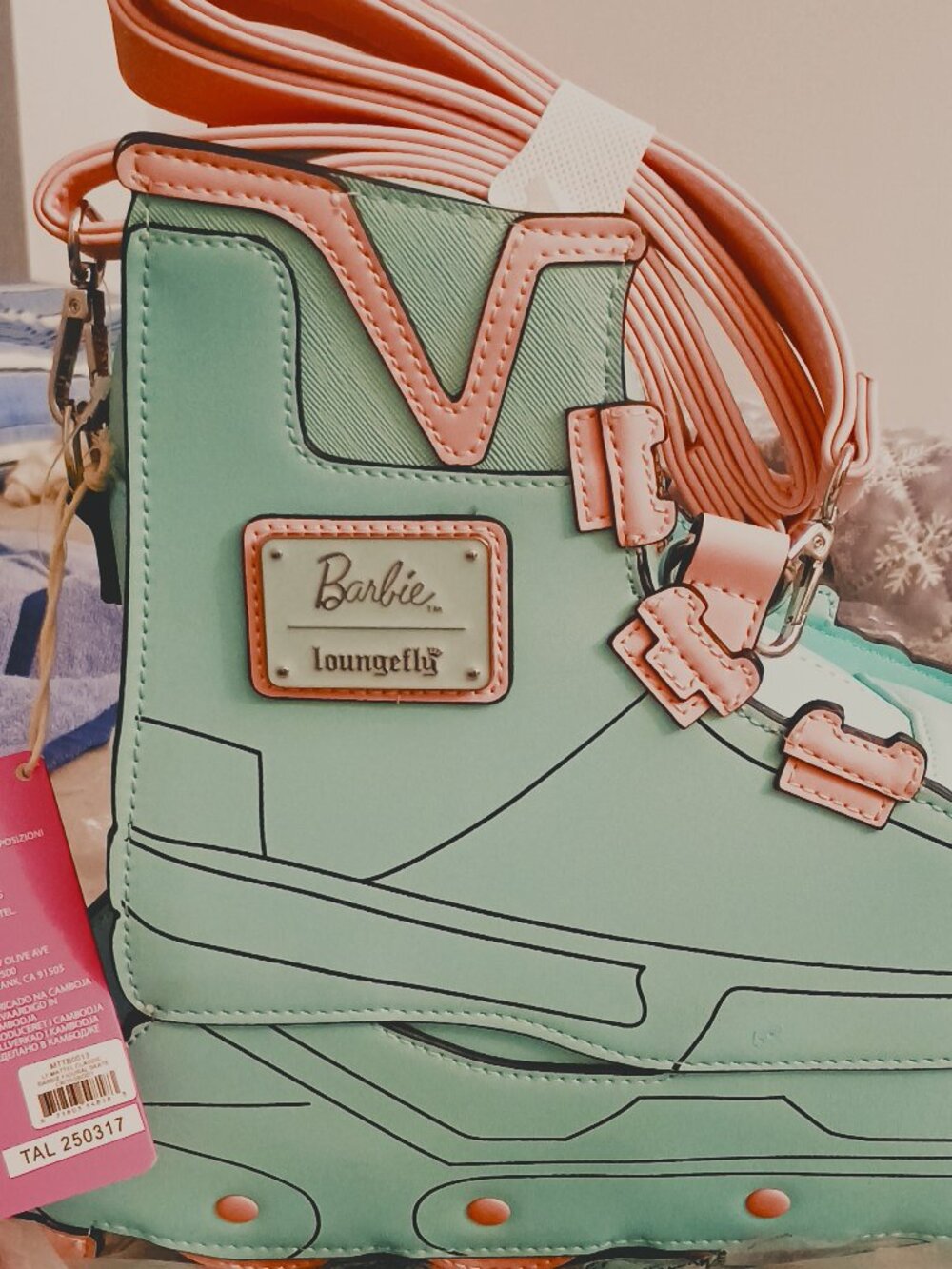 NWT Loungefly Barbie 80th Anniversary Roller Skate Crossbody Bag Pink Mint